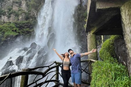 Cascadas Las Brizas: Naturaleza y Mirador de Cristal
